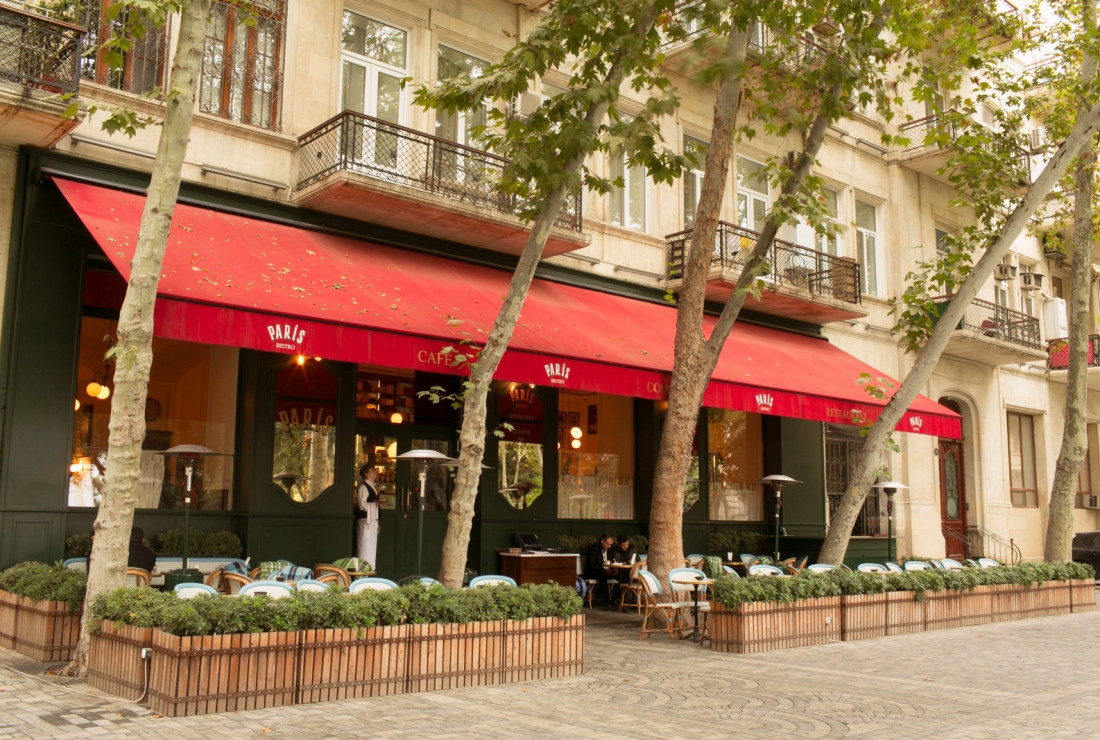 Paris Bistro Restoran